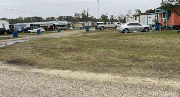 Photo 1 of 2 of park located at 1087 Henderson Dr Breaux Bridge, LA 70517