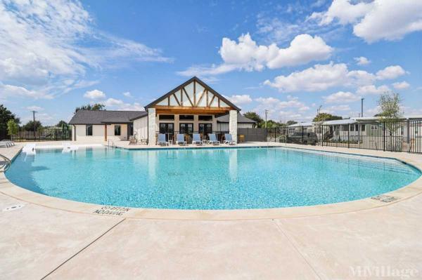 Photo of Villas de Mariposas, Cleburne TX