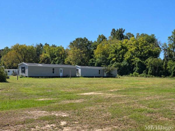 Photo 1 of 2 of park located at 714 Idlewood Ct Mullins, SC 29574