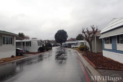 Mobile Home Park in Canyon Country CA