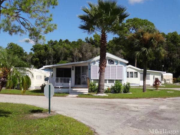 Photo 1 of 2 of park located at 100 Barefoot Williams Rd Naples, FL 34113