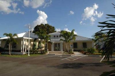 Jamaica Bay Village - Cove Communities mobile home dealer with manufactured homes for sale in Fort Myers, FL. View homes, community listings, photos, and more on MHVillage.