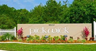 Pickwick Village