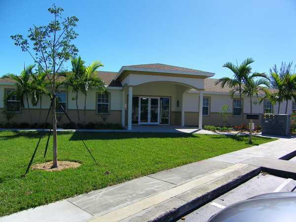 Photo 1 of 1 of dealer located at 12500 State Road 84 Davie, FL 33325