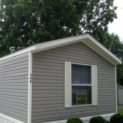 Woodridge Estates Manufactured Housing Community mobile home dealer with manufactured homes for sale in Freeport, IL. View homes, community listings, photos, and more on MHVillage.
