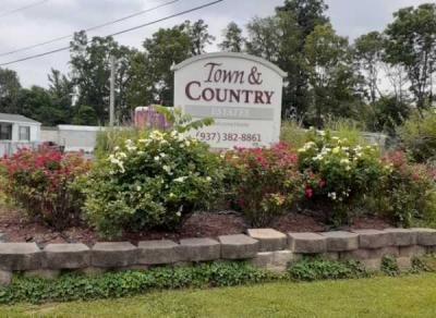 Town and Country Estates mobile home dealer with manufactured homes for sale in Wilmington, OH. View homes, community listings, photos, and more on MHVillage.