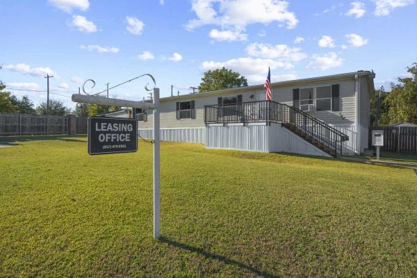 Photo 1 of 1 of dealer located at 140 Thousand Oaks Dr Mansfield, TX 76063
