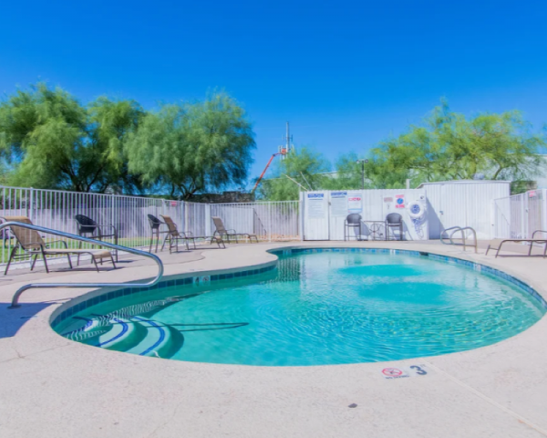 Photo 1 of 2 of dealer located at 501 East Ray Rd Chandler, AZ 85225