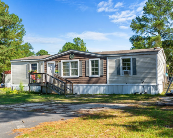 Photo 1 of 1 of dealer located at 371 Archie St. Spring Lake, NC 28390