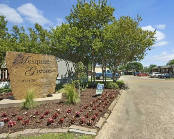 Photo 1 of 1 of dealer located at 100 South Belt Line Road Dallas, TX 75253