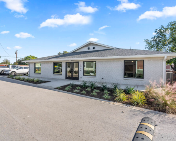 Photo 1 of 1 of dealer located at 2700 Rawhide Irving, TX 75060