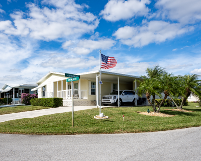 Mobile Home Dealer in Lake Wales FL