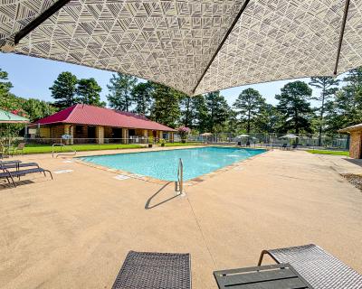 Photo 7 of 11 of dealer located at 2505 Bender Rd Texarkana, TX 75501