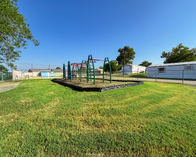 Photo 5 of 12 of dealer located at 110 South 38th Street Killeen, TX 76543