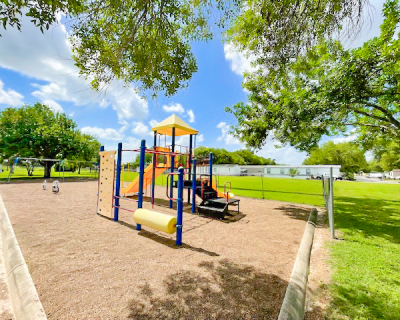 Photo 4 of 8 of dealer located at 16678 W. Wilson Road Primera, TX 78550