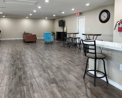 Photo 5 of 15 of dealer located at 130 W Corral Avenue Kingsville, TX 78363