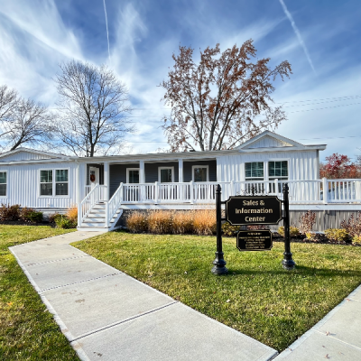 Mobile Home Dealer in Olmsted Twp OH