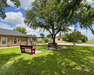 Photo 3 of 23 of dealer located at 1601 Millers Ferry Road Wilmer, TX 75172