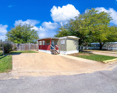 Photo 2 of 13 of dealer located at 305 W Elms Road Killeen, TX 76542