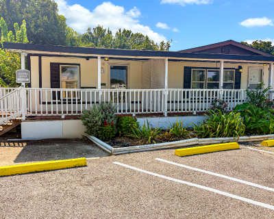 Photo 4 of 12 of dealer located at 521 E Veterans Memorial Blvd Harker Heights, TX 76548