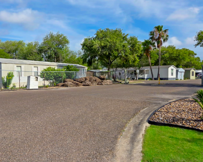 Photo 3 of 11 of dealer located at 901 East Sioux Road Pharr, TX 78577