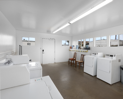 Photo 5 of 8 of dealer located at 816 N. O Street, #92 Lompoc, CA 93436