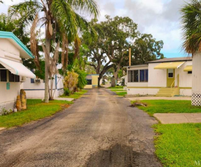 Photo 5 of 9 of dealer located at 8817 North Atlantic Avenue Cape Canaveral, FL 32920