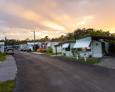 Mobile Home Dealer in Vero Beach FL