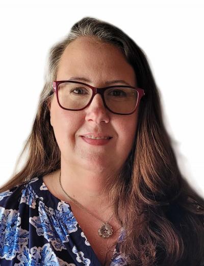 Listed By Geoffrey Chernault of Right Realty Connection, Inc.