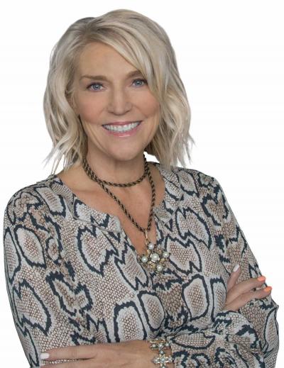 Listed By Elizabeth Carpenter of Margaret Martina