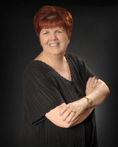 Listed By Leslie Yokshas of Flamingo Mobile Home Sales