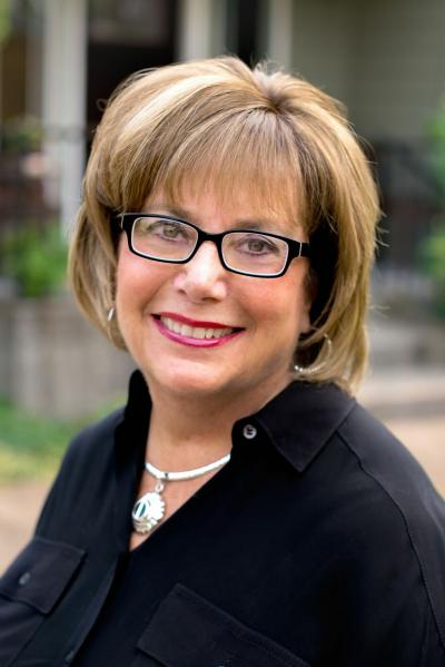 Listed By Gloria Hahn of ReMax Equity Group